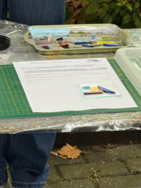 Glasfusing kunst maken workshop op een fair / festival