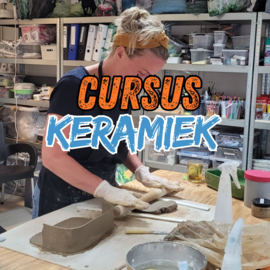 1 cursus les:  Keramiek boetseren en glazuren. Atelier-Bertina te Raalte