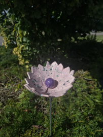 Lila bloem keramiek (tafel decoratie of tuinsteker)