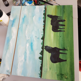 Paarden landschap op steigerhout schilderij