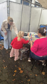 Kaarsen maken workshop fair / festival workshop