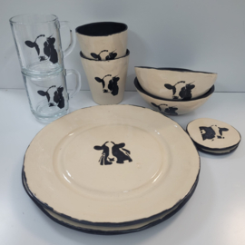 Koe servies set voor 2 personen