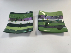 Set 2 groene schalen glasfusion