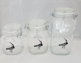 Storage jar with lapwing
