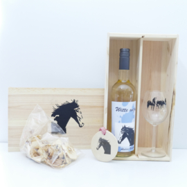 Friese paarden geschenken/cadeau pakket