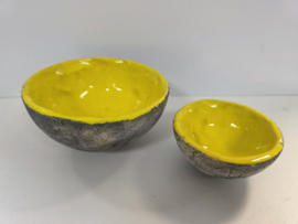 Set van 2 gele schalen keramiek