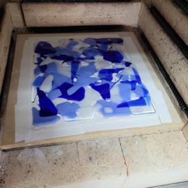 Schaal abstract blauw glasfusion