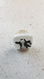 cows ring with glass application