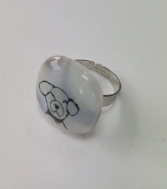 Hond ring met glazen applicatie