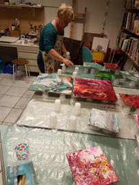 Resultaten workshop acryl gieten te Sneek 2019