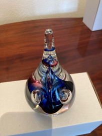 Druppel van Kristal  blauw rood