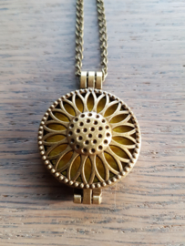 Etherische olie medallion: steampunk flower
