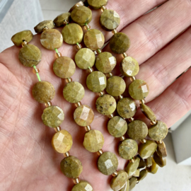 Groene Opaal gefacetteerde muntjes ca. 10 mm