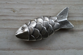 Metalen hanger Vis 'schub' groot ca. 25 x 64 mm