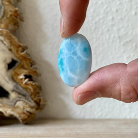 Larimar cabochon ca. 19 x 31 mm