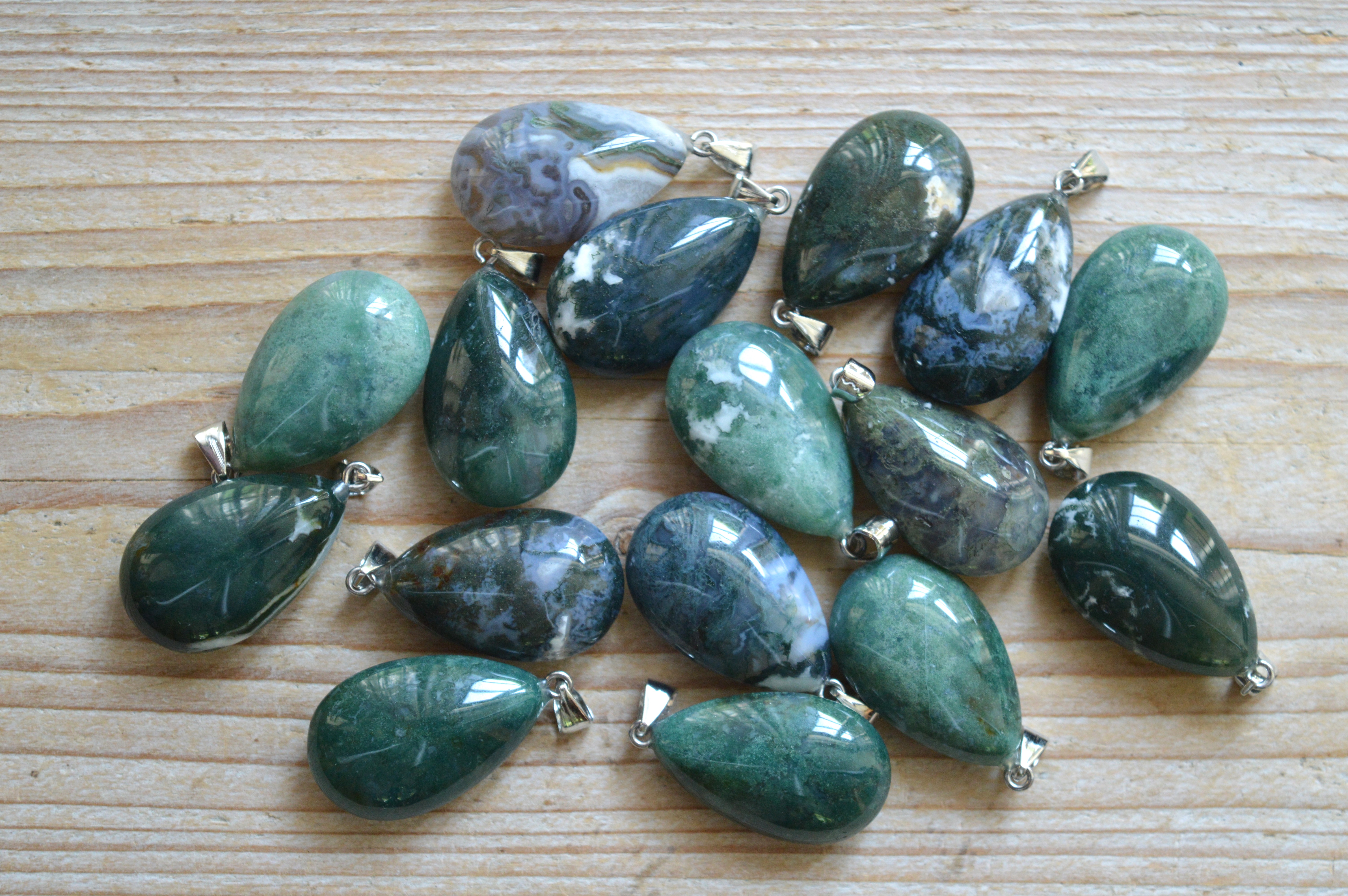 Mosagaat druppelhanger ca. 20 x 32 mm