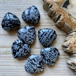 Sneeuwvlok Obsidiaan hartjes ca. 30 x 30 mm per stuk