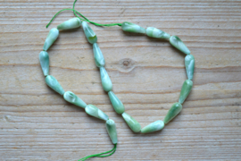Groene Angeliet ronde druppels ca. 8 x 20 mm (Manmade)