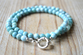 Kort kettinkje van Larimar