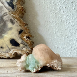 Stilbiet met Apofyliet cluster