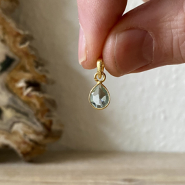 Verguld Sterling zilver hangertje met Blauwe Topaas