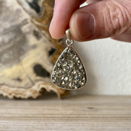 Hanger Druzy Pyriet in sterling zilver ca. 22 x 33 mm