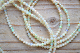 Ethiopische Opaal ronde kralen ca. 3 mm (seedbeads)