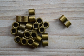 Bronskleurige leerschuiver 5 mm ca. 7 x 15 mm