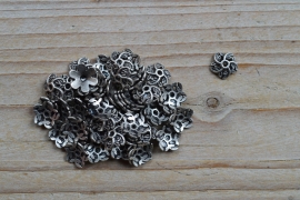 Metalen kraalkap ca. 10 mm per 10 stuks