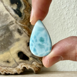 Larimar cabochon ca. 18 x 30 mm
