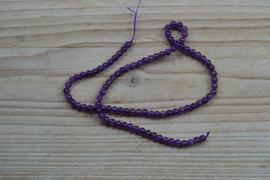 Amethyst runde Perlen 4 mm B+ klasse