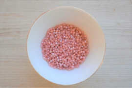 FP4-42 Facet 4 mm Luster Milky Pink per 50 stuks