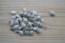 Metal Perlen Musschel ca. 9 x 11 mm pro 5 stück