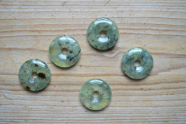 Donut Prehniet ca. 30 mm per stuk