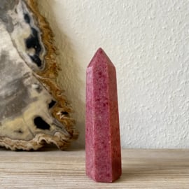 Rhodoniet gepolijste toren
