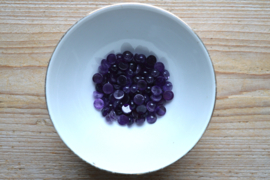 Amethyst coin cabochon ca. 8 mm