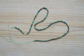 Afrikaans turquoise ronde kralen ca. 3 mm (seedbeads)