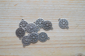 Metalen tussenstuk mandala ca. 14 x 20 mm per stuk
