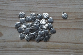 Metalen bedel hart 'love and beloved' ca. 9 x 12 mm per 5 stuks