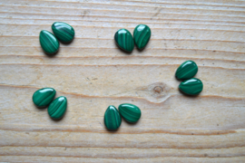 Malachiet platte druppels ca. 10 x 14 mm A klasse per 2