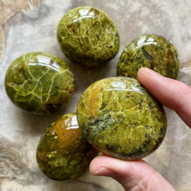 Groene Opaal handsteen