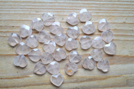 Rozenkwarts gefacetteerde platte hartjes ca. 12 mm per stuk