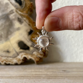 Sterling zilver hangertje met Rozenkwarts