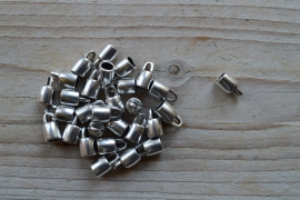 Metalen eindkap 5 mm ca. 7 x 12.5 mm per 2 stuks