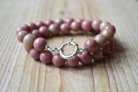 Kort collier  van Rhodoniet
