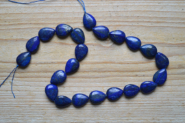 Lapis Lazuli platte druppels ca. 13 x 18 mm (bijgekleurd)