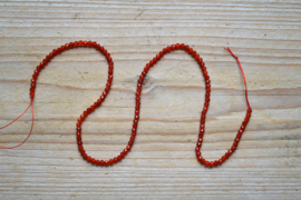 Carneool gefacetteerde ronde kralen ca. 3 mm A klasse (seedbeads)