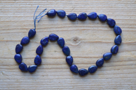 Lapis Lazuli platte druppels ca. 10 x 14 mm (bijgekleurd)