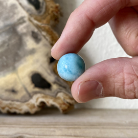 Larimar cabochon ca. 16 mm