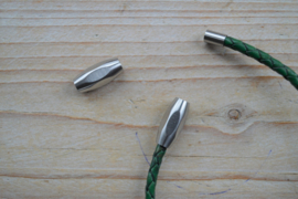 RVS magneetsluiting 4 mm ca. 8 x 19 mm per stuk